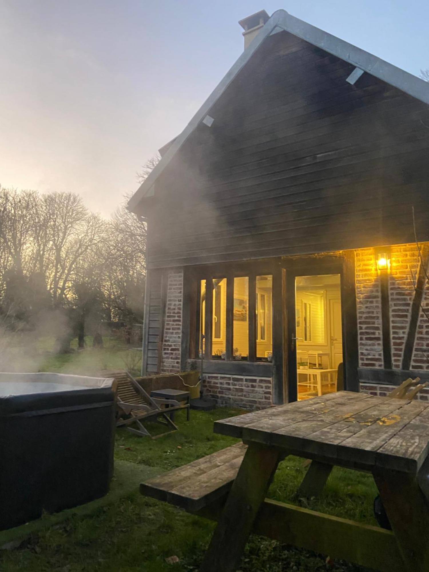 Maison Au Bord De Riviere , Proche De La Mer- Spa Semi Rigide Plein Air En Option Bacqueville-en-Caux Buitenkant foto
